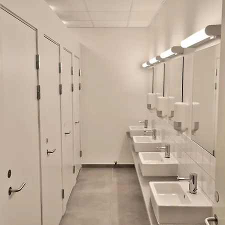 Vandrarhem Danhostel *
