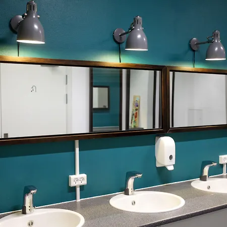 Danhostel *