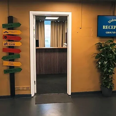 Danhostel * אורהוס